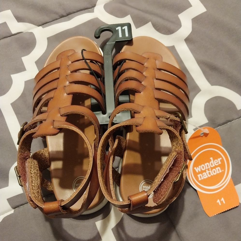 Wonder Nation sandals